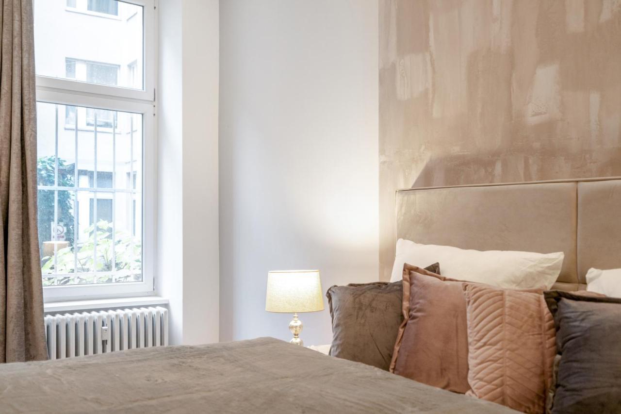 Cozy Einstein Apartment Berlin Bagian luar foto